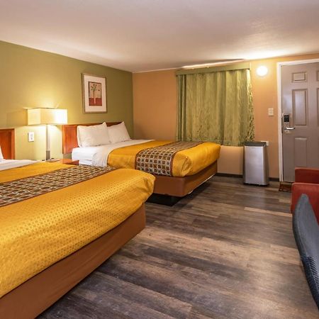 פורקס Town Motel מראה חיצוני תמונה
