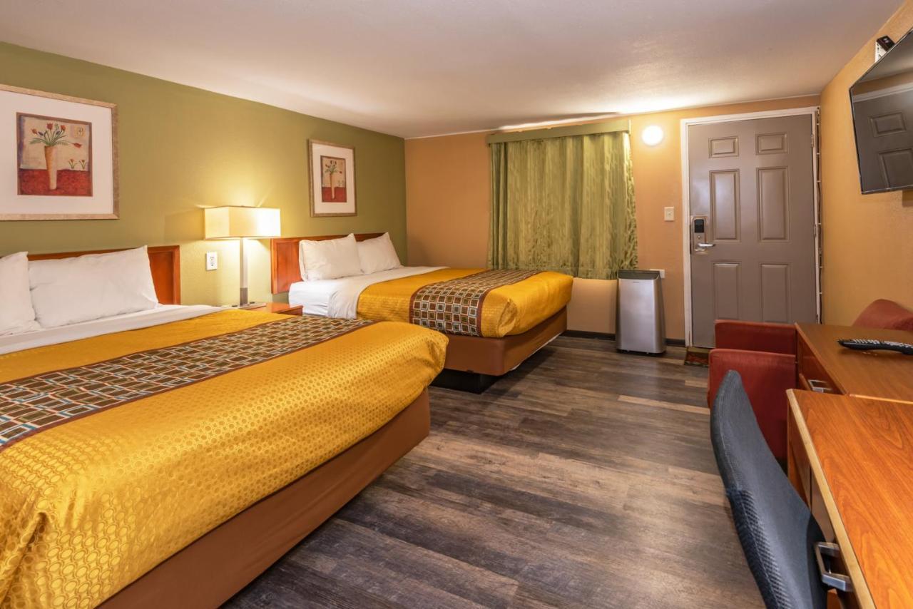 פורקס Town Motel מראה חיצוני תמונה