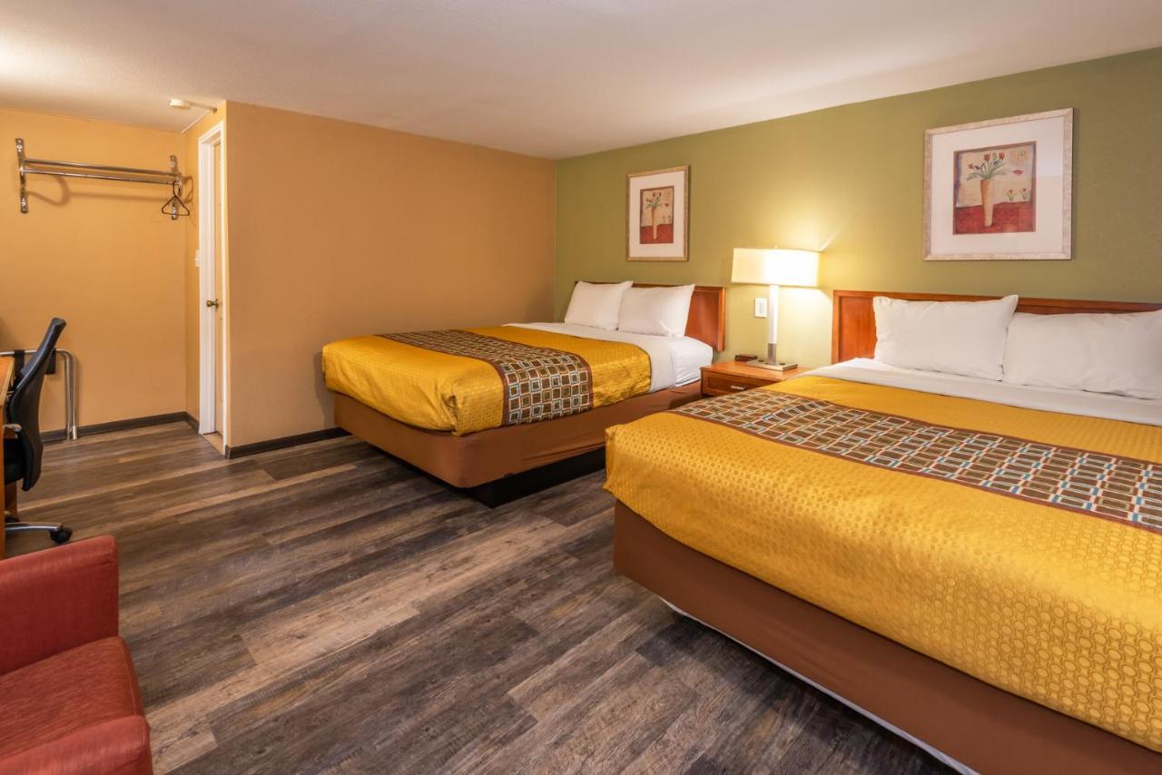 פורקס Town Motel מראה חיצוני תמונה