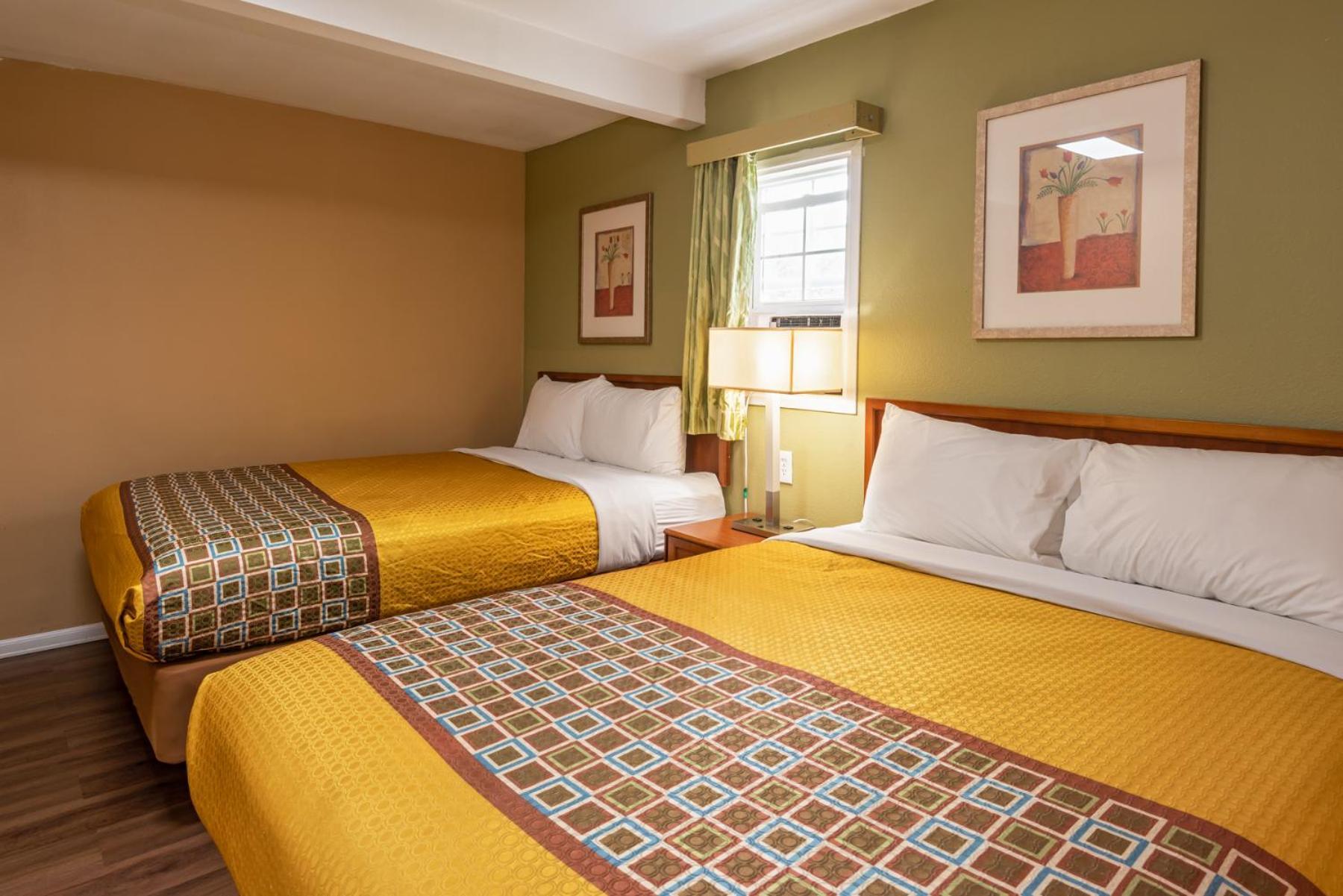 פורקס Town Motel מראה חיצוני תמונה