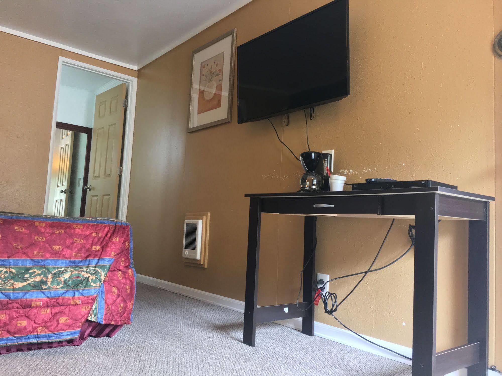 פורקס Town Motel מראה חיצוני תמונה