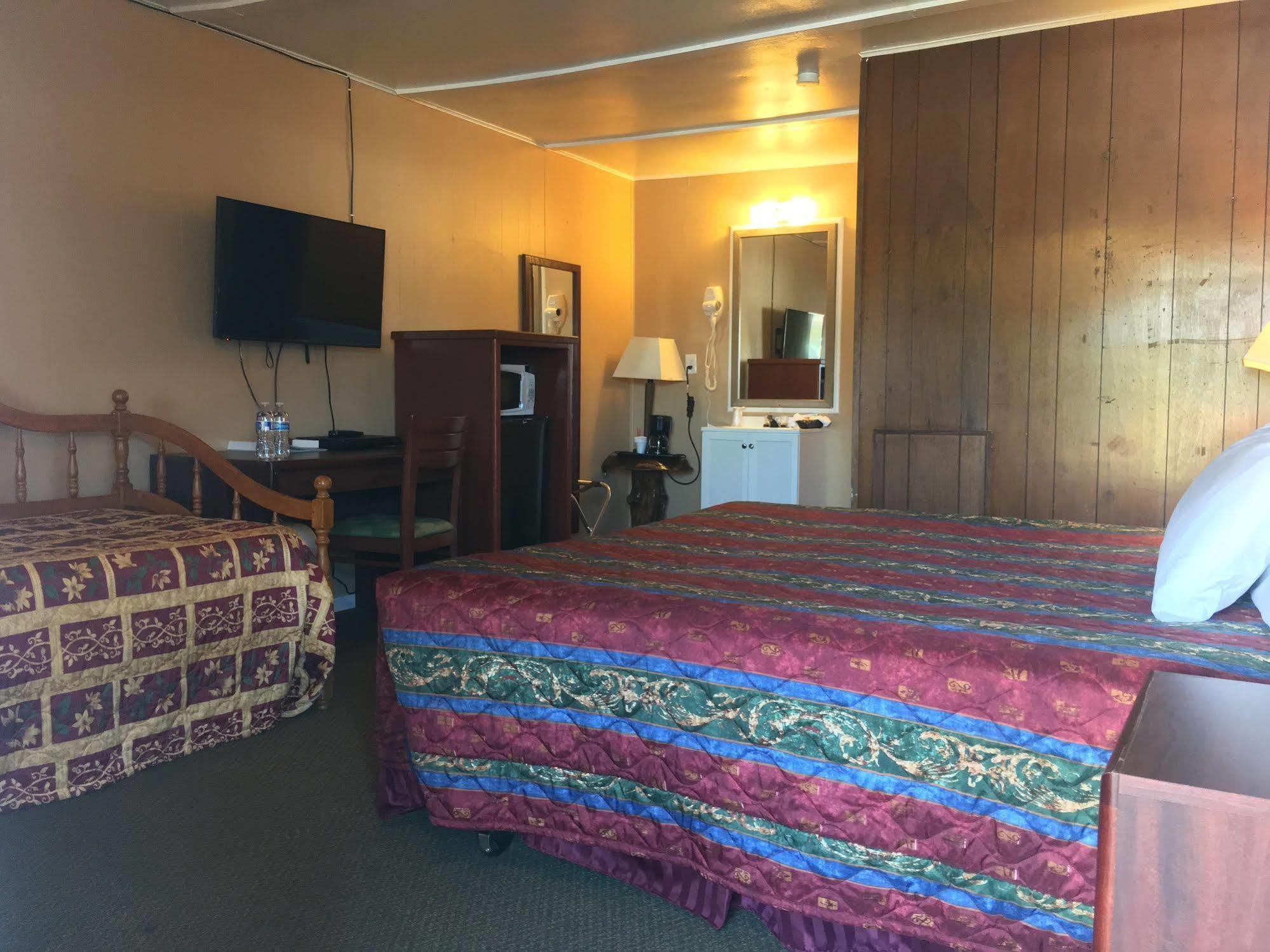 פורקס Town Motel מראה חיצוני תמונה