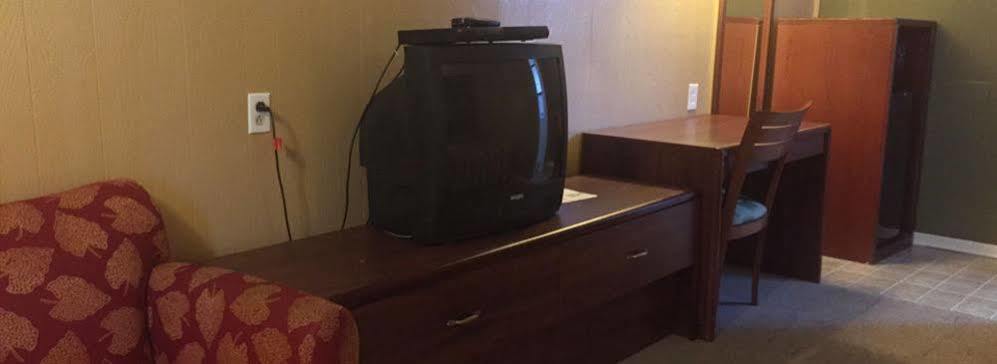 פורקס Town Motel מראה חיצוני תמונה