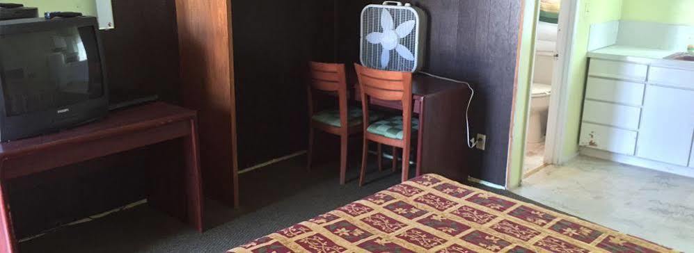 פורקס Town Motel מראה חיצוני תמונה